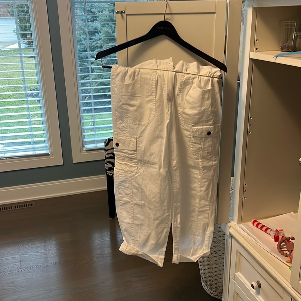 White new cargo pants